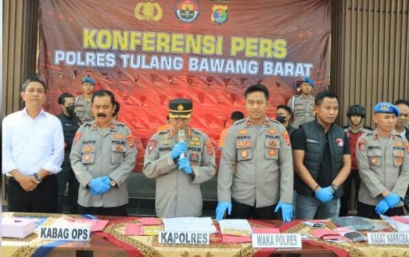 Tiga Orang Tersangka Penyalah Guna Narkoba Jenis Sabu-Sabu di Tangkap Petugas Polres Tulang Bawang Barat