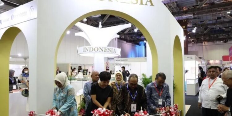 Indonesia Kenalkan Sejumlah UMKM Perhiasan Pameran di Singapura