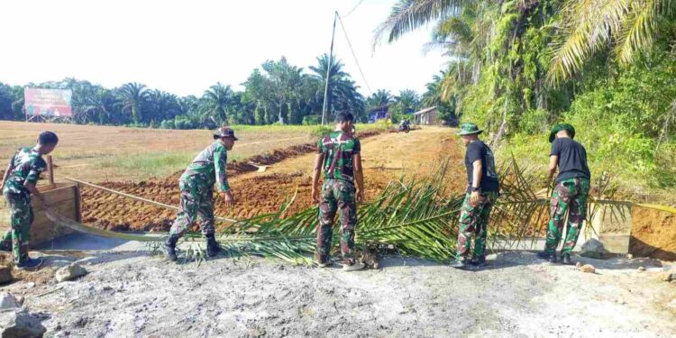 Kodim 0407/Kota Bengkulu Laksanakan TMMD Reguler  Pengerjaan Fisik Pembangunan  Gorong-Gorong