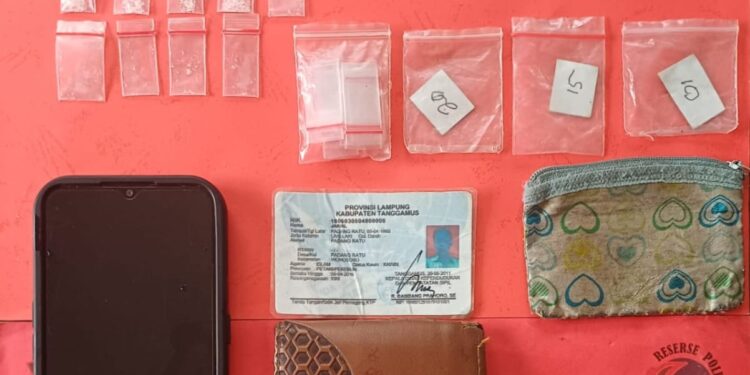 Anggota Sat Narkoba Polres Tanggamus Tangkap Seorang Pengedar Sabu-Sabu