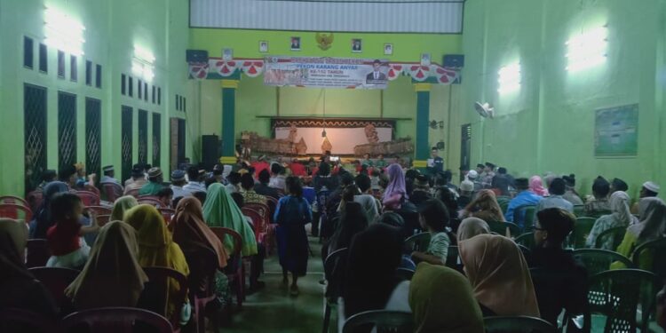 Pekon Karang Anyar Kabupaten Tanggamus Peringati HUT Ke-102 Gelar Acara Hiburan Wayang Kulit