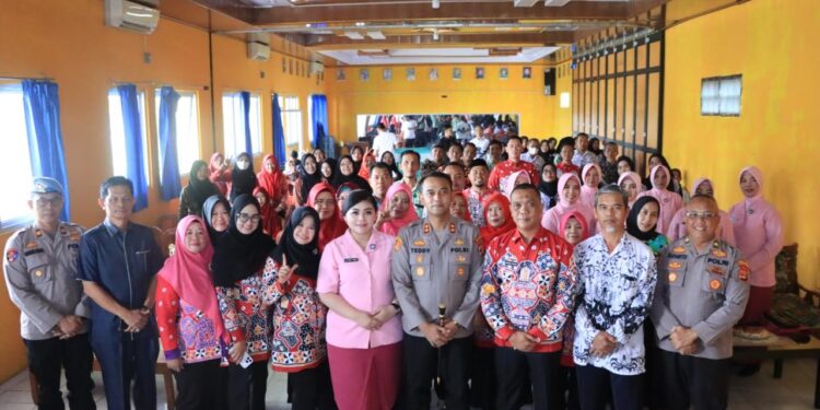 Kapolres Lampung Utara Tatap Muka Dengan Dewan Guru Yayasan Kemala Bhayangkari