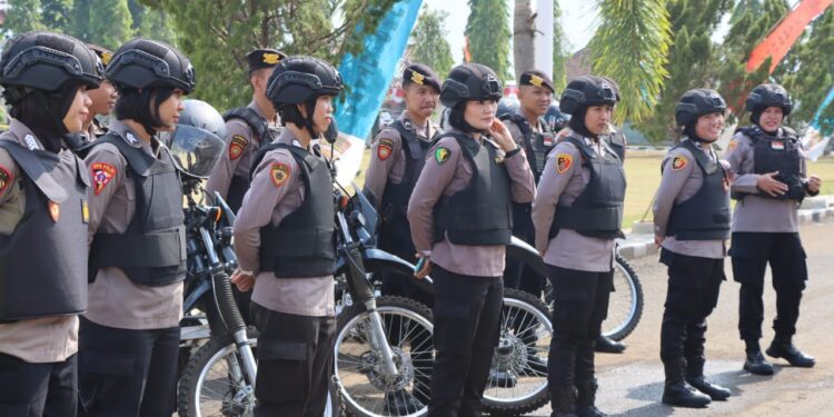 Anggota Polwan Polres Lampung Utara Lakukan Giat Patroli Antisipasi Gangguan Kamtibmas