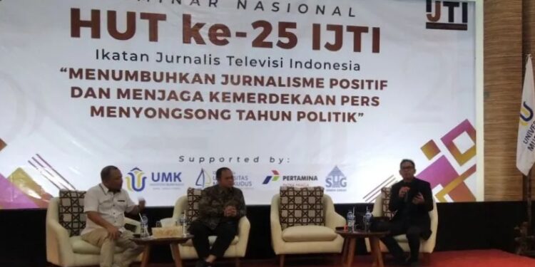 Dewan Pers Tegaskan Wartawan Yang Terlibat Politik Praktis Harus Keluar