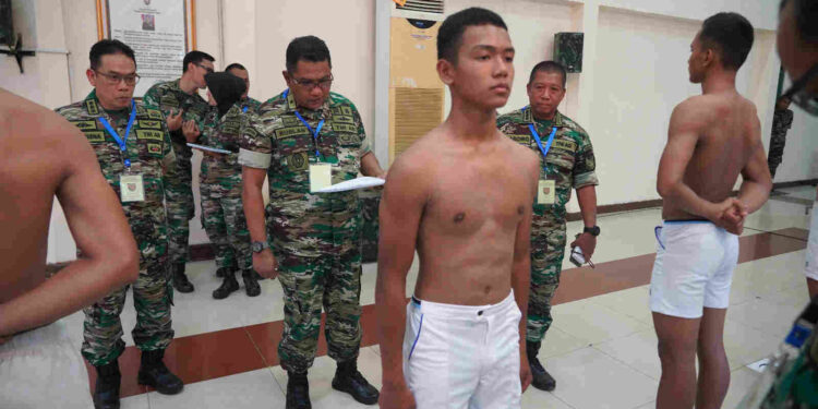 Ratusan Calon Bintara Reguler dan Khusus Kopassus atau Kostrad Ikuti Sidang Pantukhir Panda Kodam II Sriwijaya