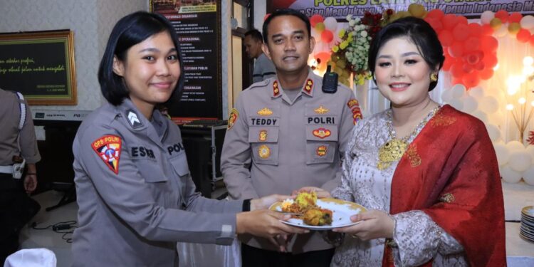 Polres Lampung Utara Gelar Syukuran Peringati HUT Polwan Ke-75