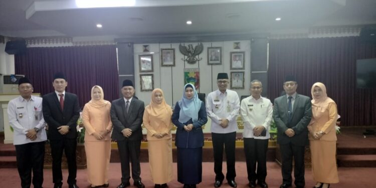 Bupati Tanggamus Hj. Dewi Handajani Lantik Sejumlah Pejabat Eselon II Jabatan Tinggi Pratama