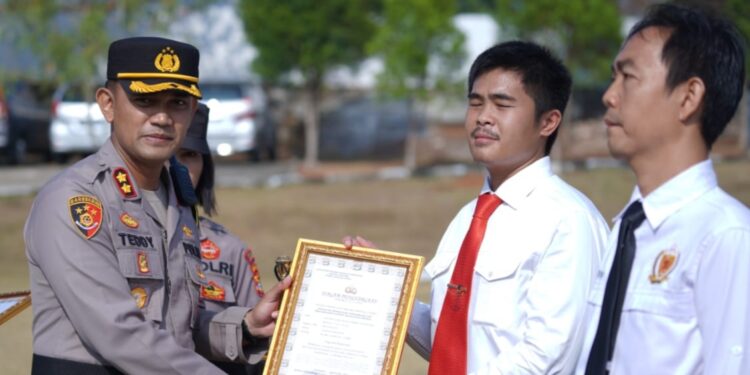 Puluhan Anggota Polres Lampung Utara Dapat Penghargaan Atas Keberhasilan Ungkap Kasus Menonjol