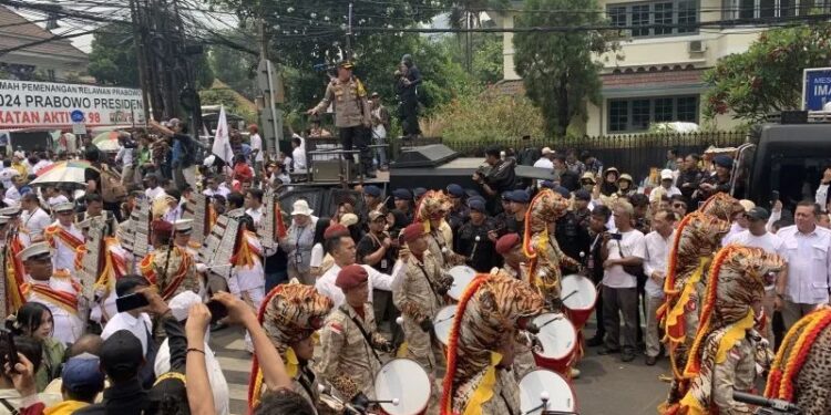 Drum Band Kopassus Hingga Paskibra Iringi Bakal Cawapres Prabowo-Gibran Ke – KPU RI