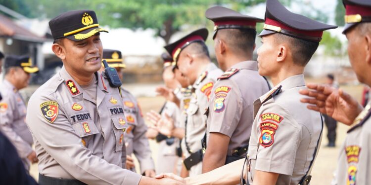 Kapolres Lampung Utara Pimpin Serah Terima Jabatan Para Kasat dan Kapolsek