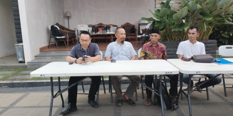 Masyarakat Diwakili Kuasa Hukum Minta Kapro Kimal Lampung Bicara Soal Fakta Bukan Katanya