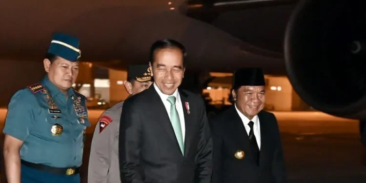 Presiden RI Jokowi Tiba di Tanah Air Usai Kujungan ke Dua Negara