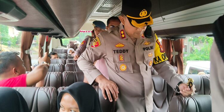 Antisipasi Tindak Kejahatan, Polres Lampung Utara Giat Razia Gabungan di Jalan Raya 