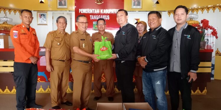 Pemkab Tanggamus Terima Bantuan Sembako Dari Forum CSR Provinsi Lampung Untuk di Bagikan Ke-Masyarakat